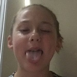 Meet your Posher, Lucy